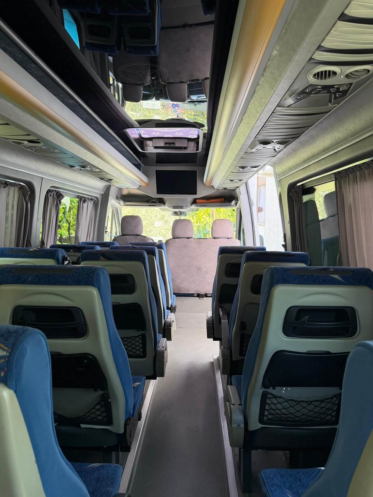 Sprinter Mercedes Transport in Albania